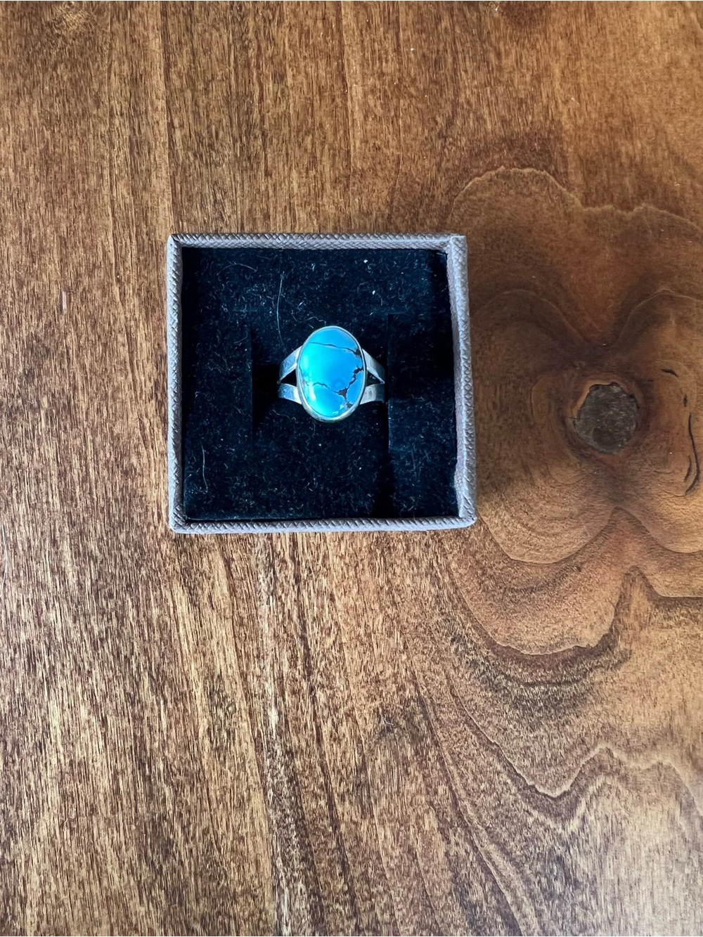Sterling Silver golden hills Turquoise Oval Ring - Navajo made